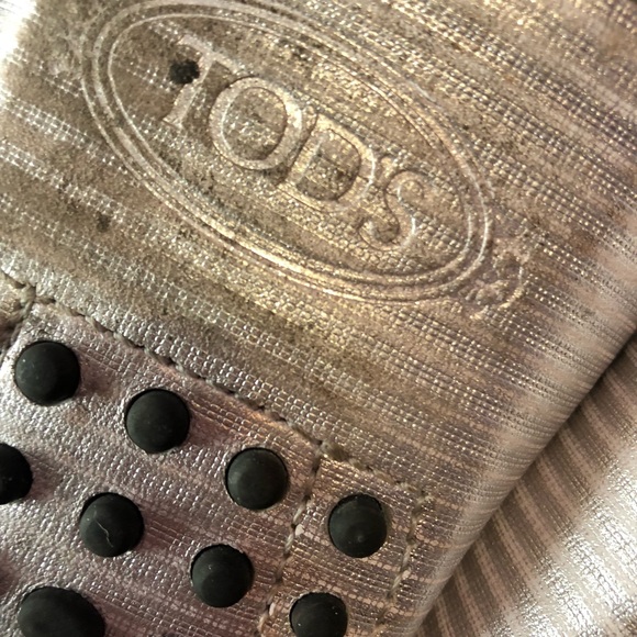 Silver thin striped TODS. Loafers - Picture 4 of 6